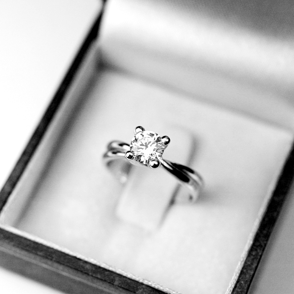anello-oro-bianco-diamante-0-50-carati-d-if-triplo-excellent-gia-nella-scatola