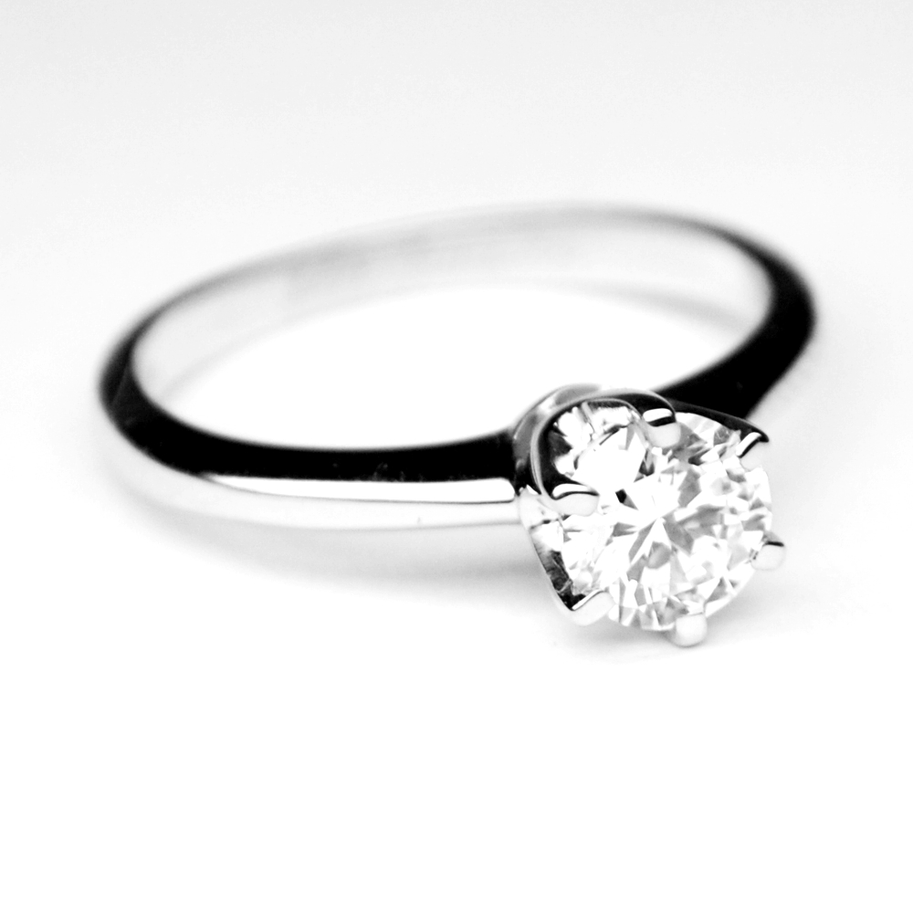 anello-solitario-a-6-griffe-0-45-carati-e-vs1-1