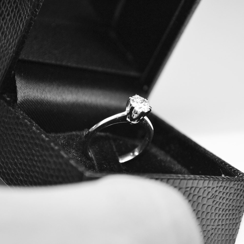 anello-solitario-a-6-griffe-0-45-carati-e-vs1-7