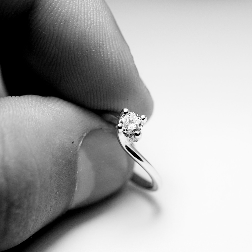 anello-solitario-valentino-020-g-vs1-5