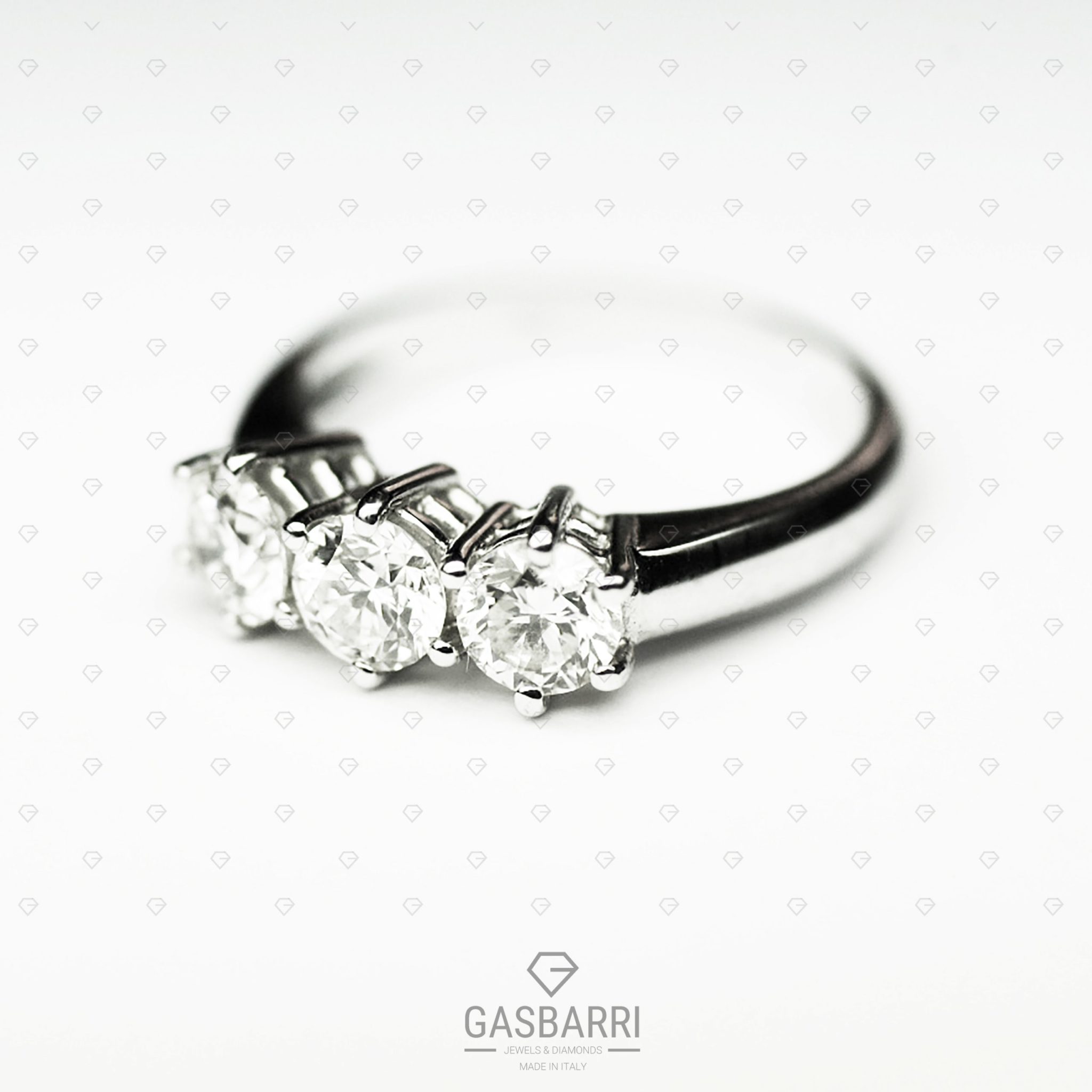 Anello-3-Diamanti-1-Carato-D-VS1 Anello-3-Diamanti-1-Carato-D-VS1