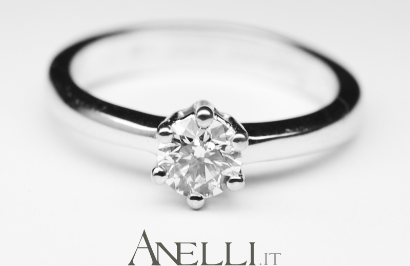Solitario Classico con Diamante 0,38 ct colore D purezza VS1-1
