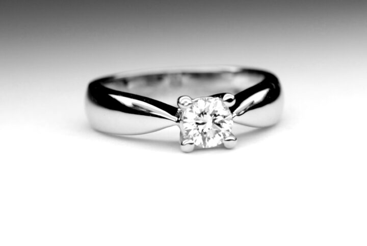 Solitario-con-Diamante-040-carati-E-VS1-1