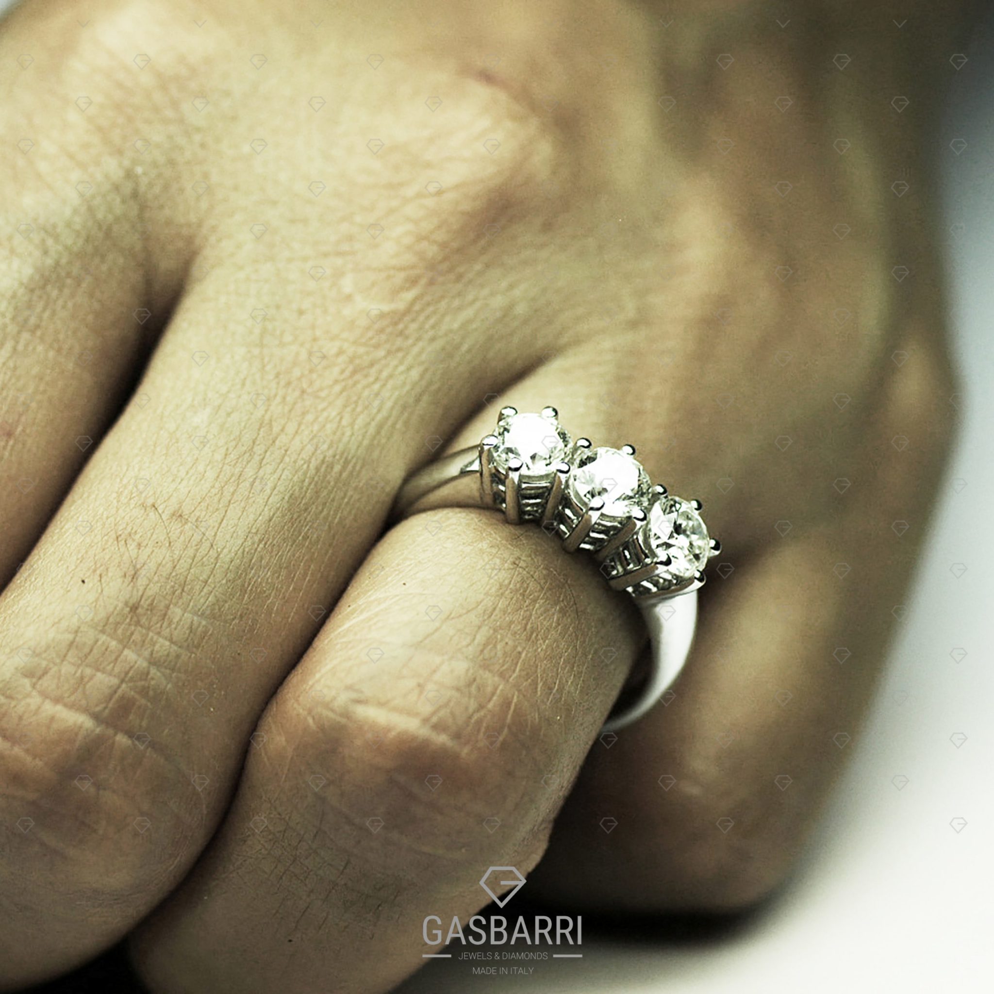 Trilogy-Su-Mano-Donna Trilogy-Su-Mano-Donna