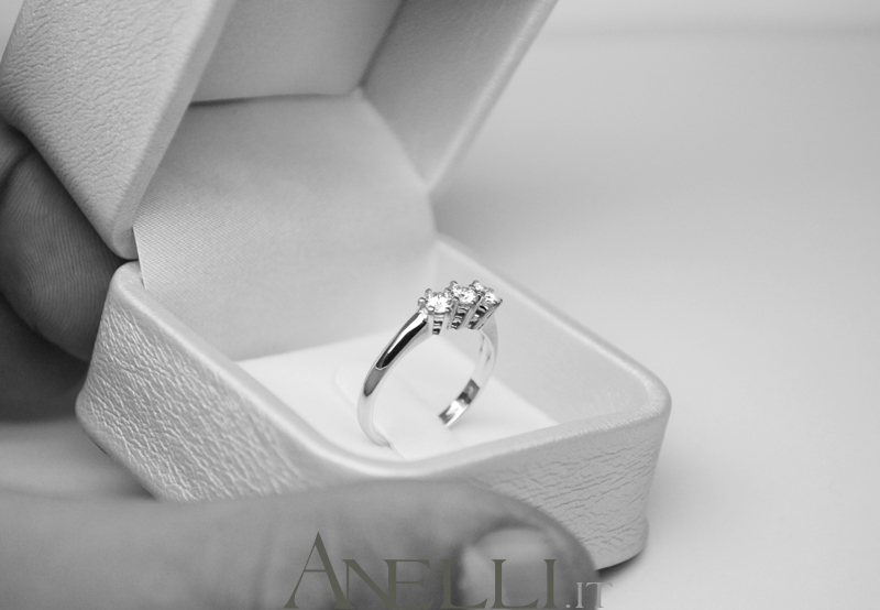 Trilogy con Diamanti 0,60 carati F-IF4 Trilogy con Diamanti 0,60 carati F-IF4