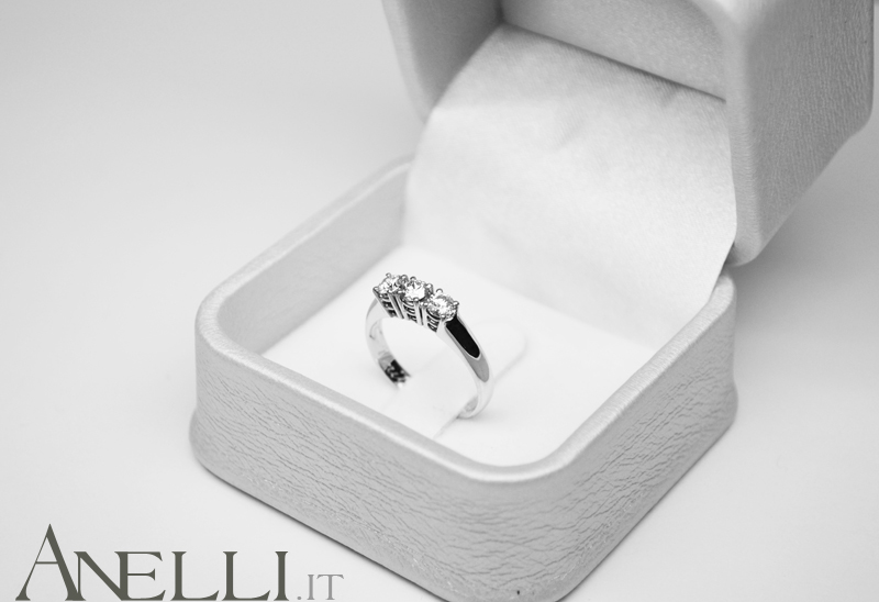Trilogy con Diamanti F-IF (0,51 ct)-24 Trilogy con Diamanti F-IF (0,51 ct)-24