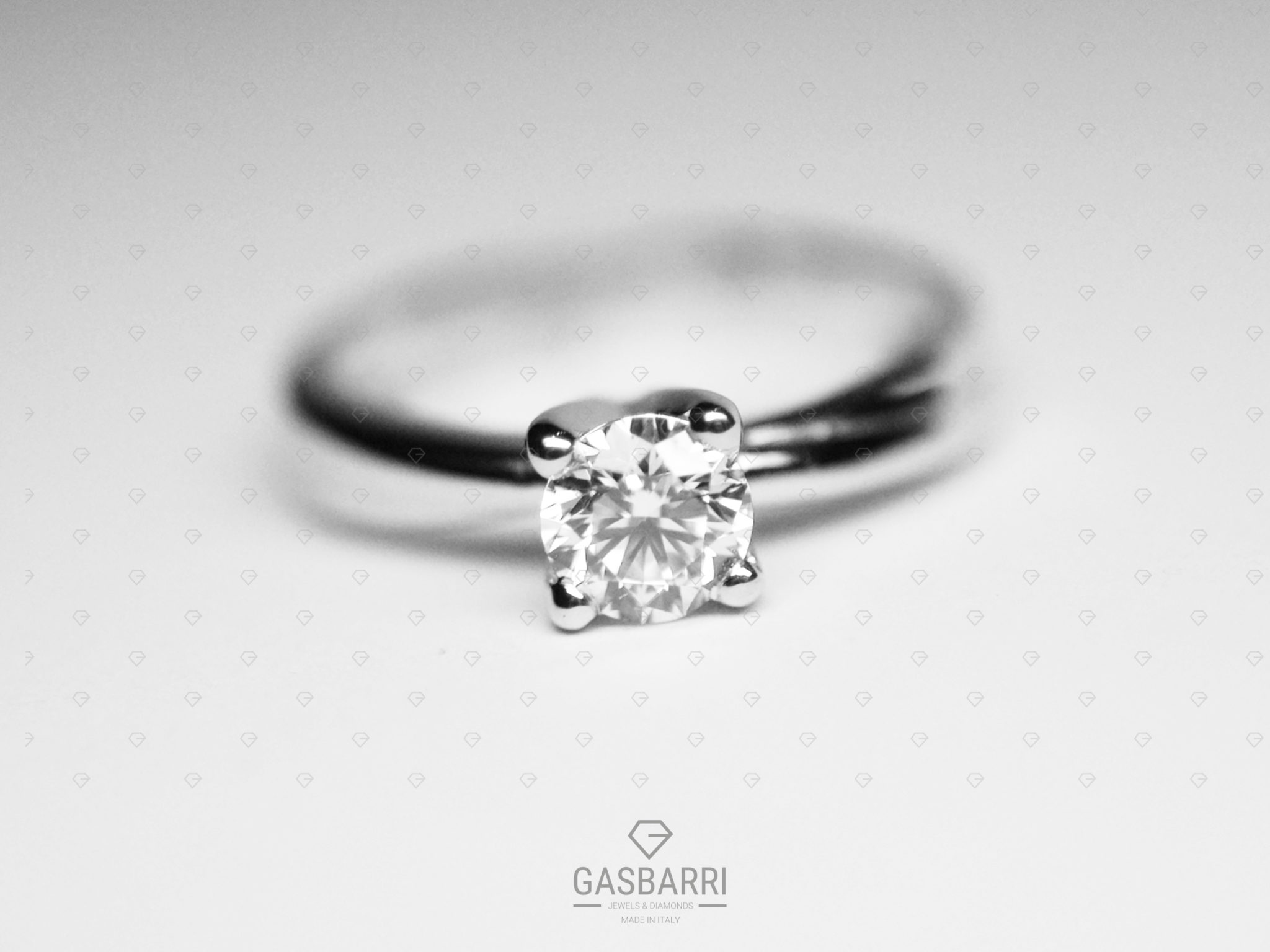 anello-0-48-carati-colore-d-purezza-if-3