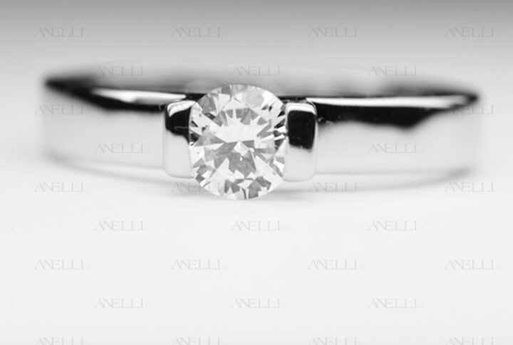 anello-2-griffe-0-42-carati-colore-d-purezza-vvs1