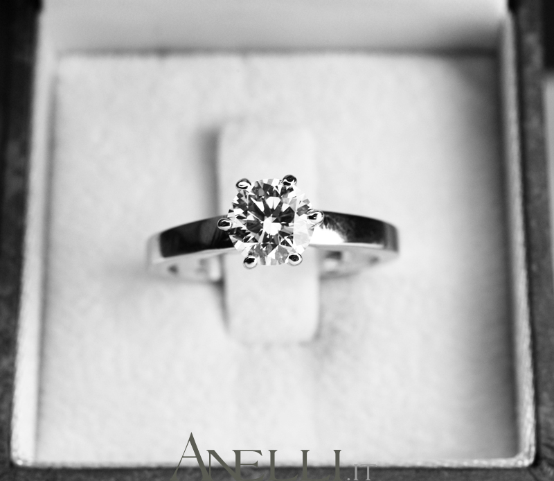 anello-con-diamante-da-un-carato-g-vs1-2 anello-con-diamante-da-un-carato-g-vs1-2