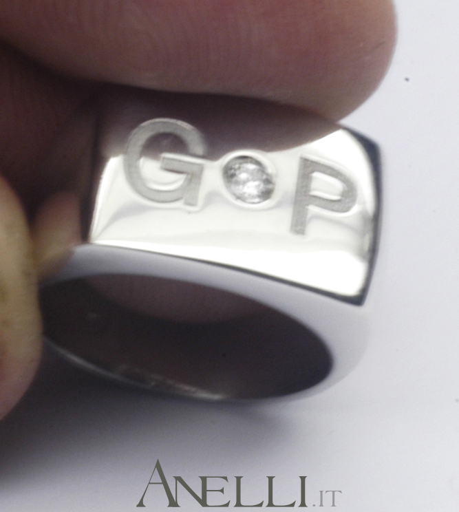 anello-da-uomo-in-oro-bianco-e-diamante-2 anello-da-uomo-in-oro-bianco-e-diamante-2
