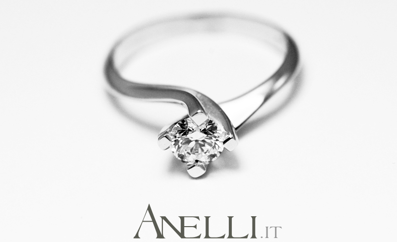 anello-solitario-0-38-carati-colore-f-purezza-vvs1-5
