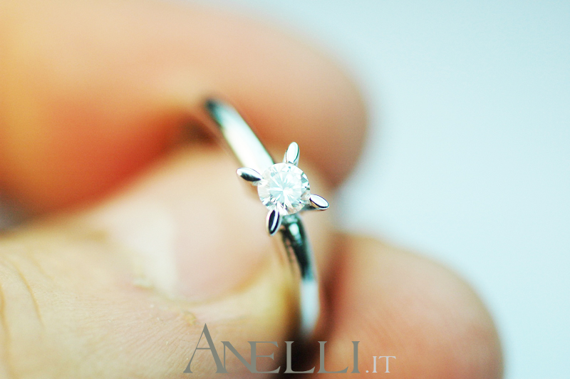 anello-solitario-016-carati-11 anello-solitario-016-carati-11