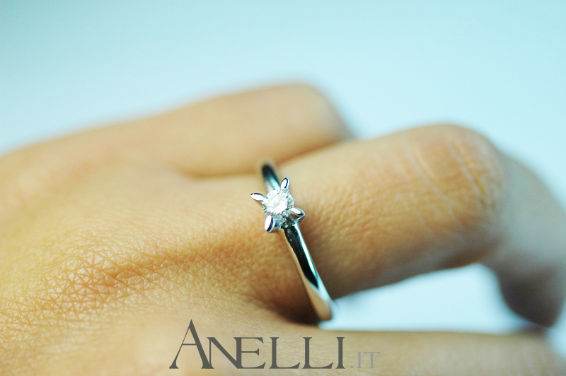 anello-solitario-016-carati-3 anello-solitario-016-carati-3