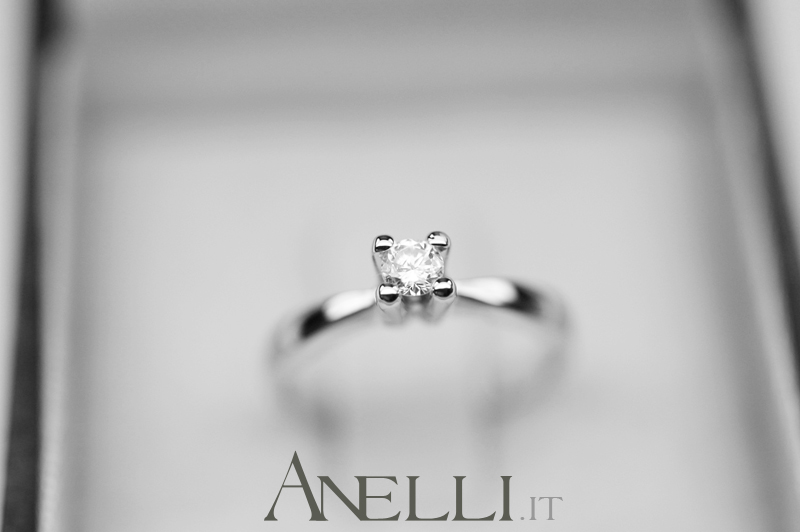 anello-solitario-018-carati-5 anello-solitario-018-carati-5