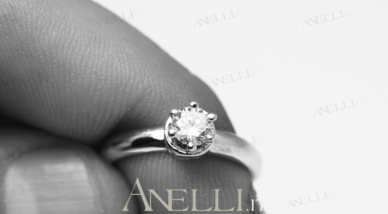 anello-solitario-con-diamante-di-0-32-f-vs1-7 anello-solitario-con-diamante-di-0-32-f-vs1-7
