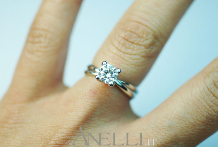 anello-solitario-con-diamante-di-0-60-carati-colore-f-purezza-vs1-4