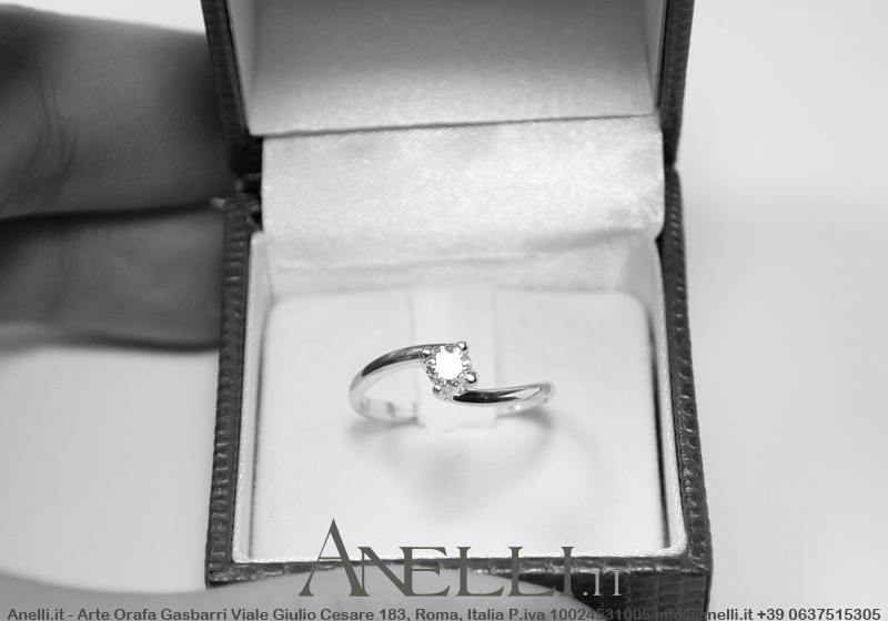 anello-solitario-valentino-0-16-carati-10 anello-solitario-valentino-0-16-carati-10