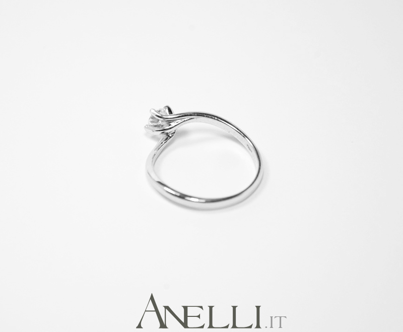 anello-solitario-valentino-0-16-carati-5 anello-solitario-valentino-0-16-carati-5