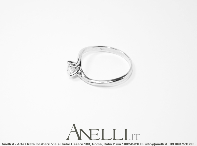 anello-solitario-valentino-0-16-carati-8 anello-solitario-valentino-0-16-carati-8