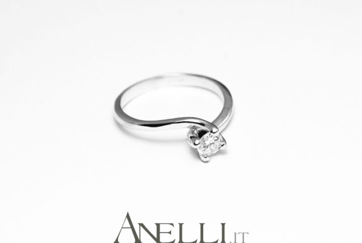 anello-solitario-valentino-0-20-carati-colore-d-purezza-vvs1-10_2