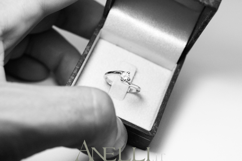 anello-solitario-valentino-0-20-carati-colore-f-purezza-massima-if-11_1 anello-solitario-valentino-0-20-carati-colore-f-purezza-massima-if-11_1