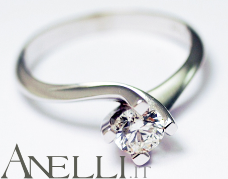 anello-solitario-valentino-0-45-carati-f-vs1-0