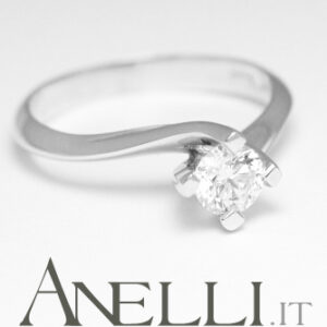 anello-solitario-valentino-0-45-carati-h-vs2-2