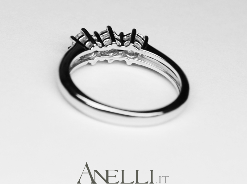 anello-trilogy-0-75-ct-colore-e-purezza-vvs1-4