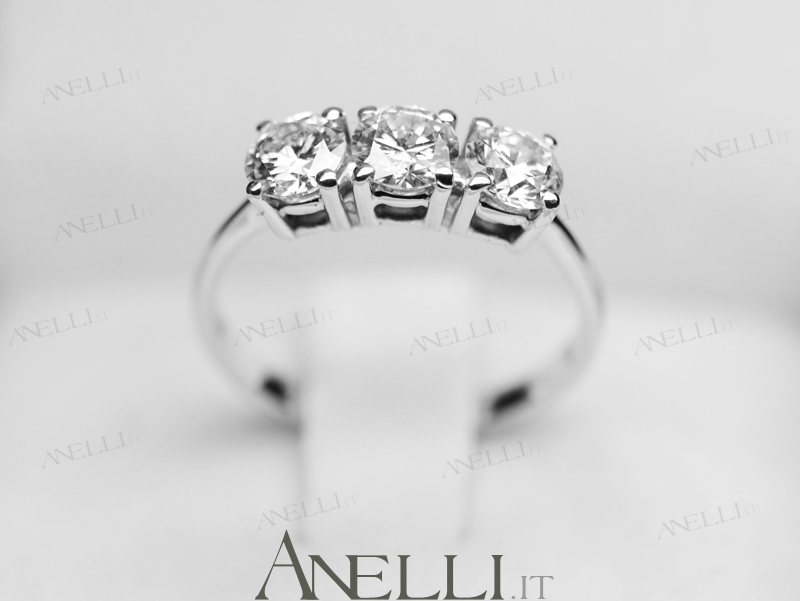 anello-trilogy-1-carato-f-vs1-3 anello-trilogy-1-carato-f-vs1-3