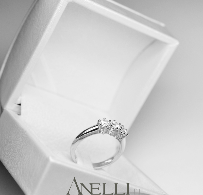 anello-trilogy-con-diamante-0-75-carati-e-if-2 anello-trilogy-con-diamante-0-75-carati-e-if-2