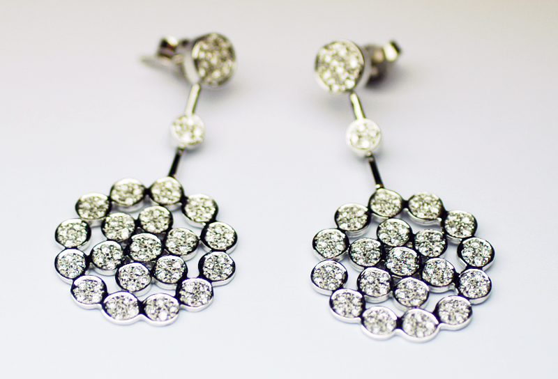 orecchini-con-diamanti-1 orecchini-con-diamanti-1