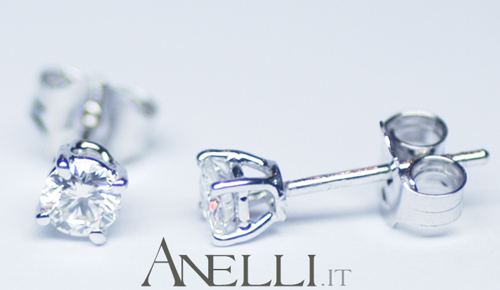 orecchini-punto-luce-0-40-carati-g-vs1-4 orecchini-punto-luce-0-40-carati-g-vs1-4