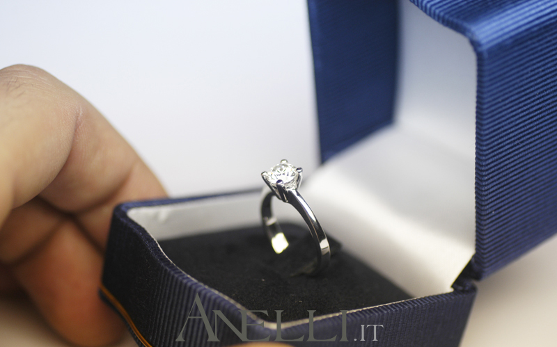 solitario-classico-0-80-carati-g-vs1-2 solitario-classico-0-80-carati-g-vs1-2