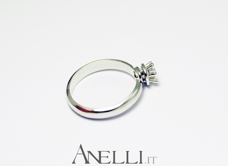 solitario-con-diamante-0-40-carati-colore-f-purezza-vvs1-13_1 solitario-con-diamante-0-40-carati-colore-f-purezza-vvs1-13_1