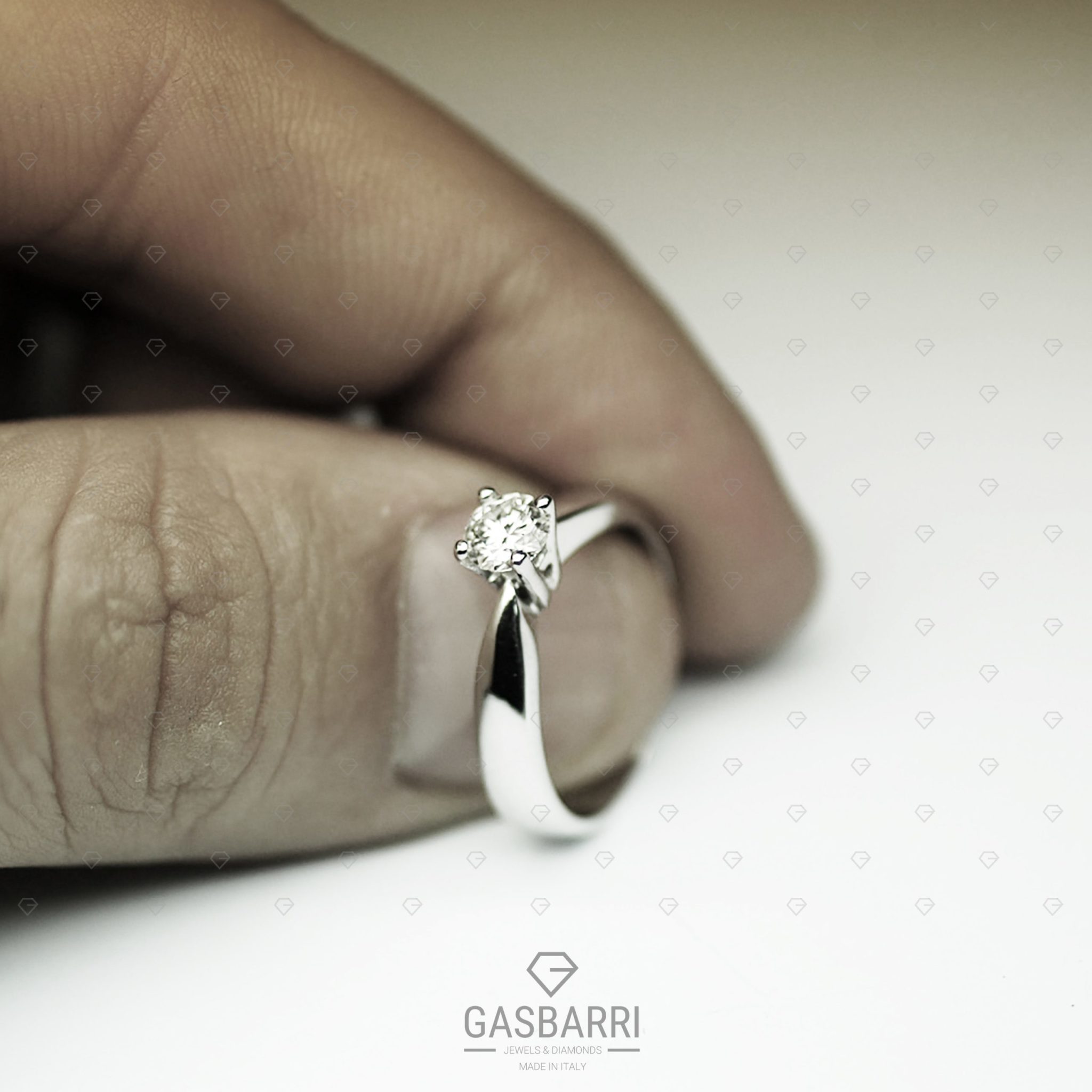 solitario-con-diamante-da-mezzo-carato-colore-f-purezza-vvs1-8