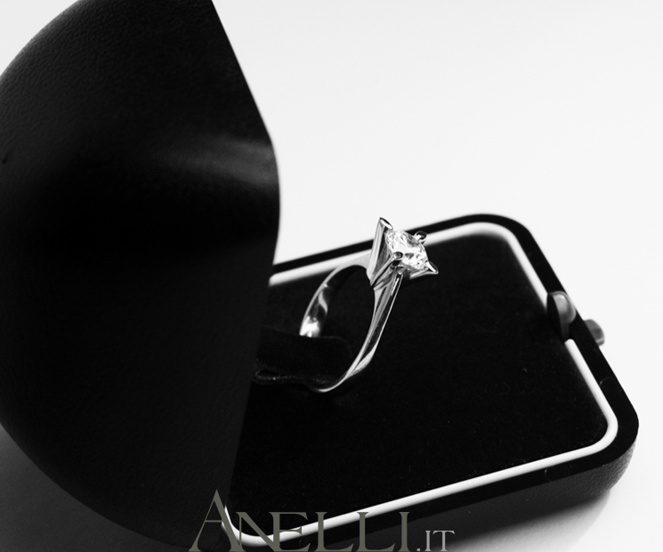solitario-con-diamante-da-un-carato6 solitario-con-diamante-da-un-carato6