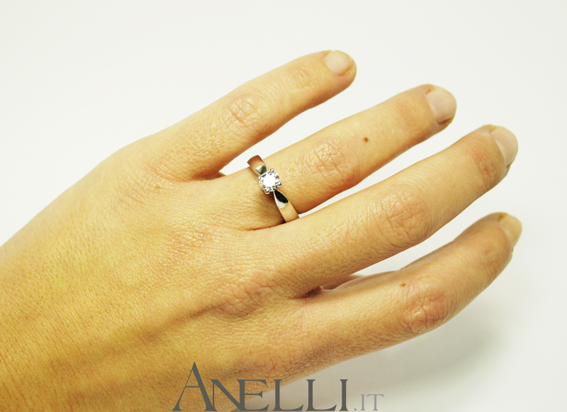 solitario-con-diamante-di-0-40-carati-colore-d-purezza-vs2-6