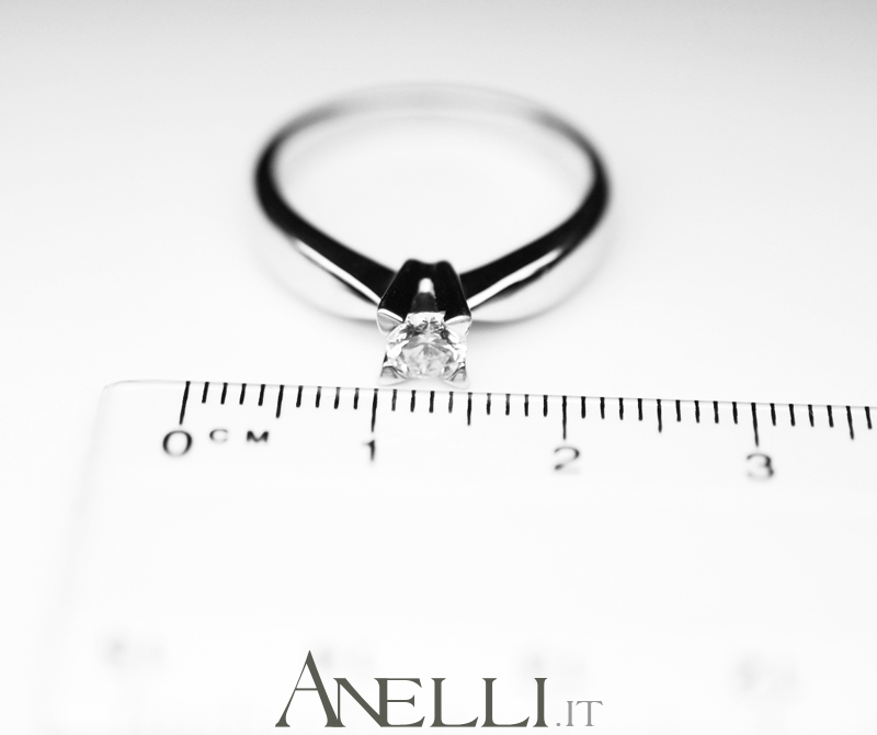 solitario-con-diamante-di-mezzo-carato-f-vvs1-4 solitario-con-diamante-di-mezzo-carato-f-vvs1-4