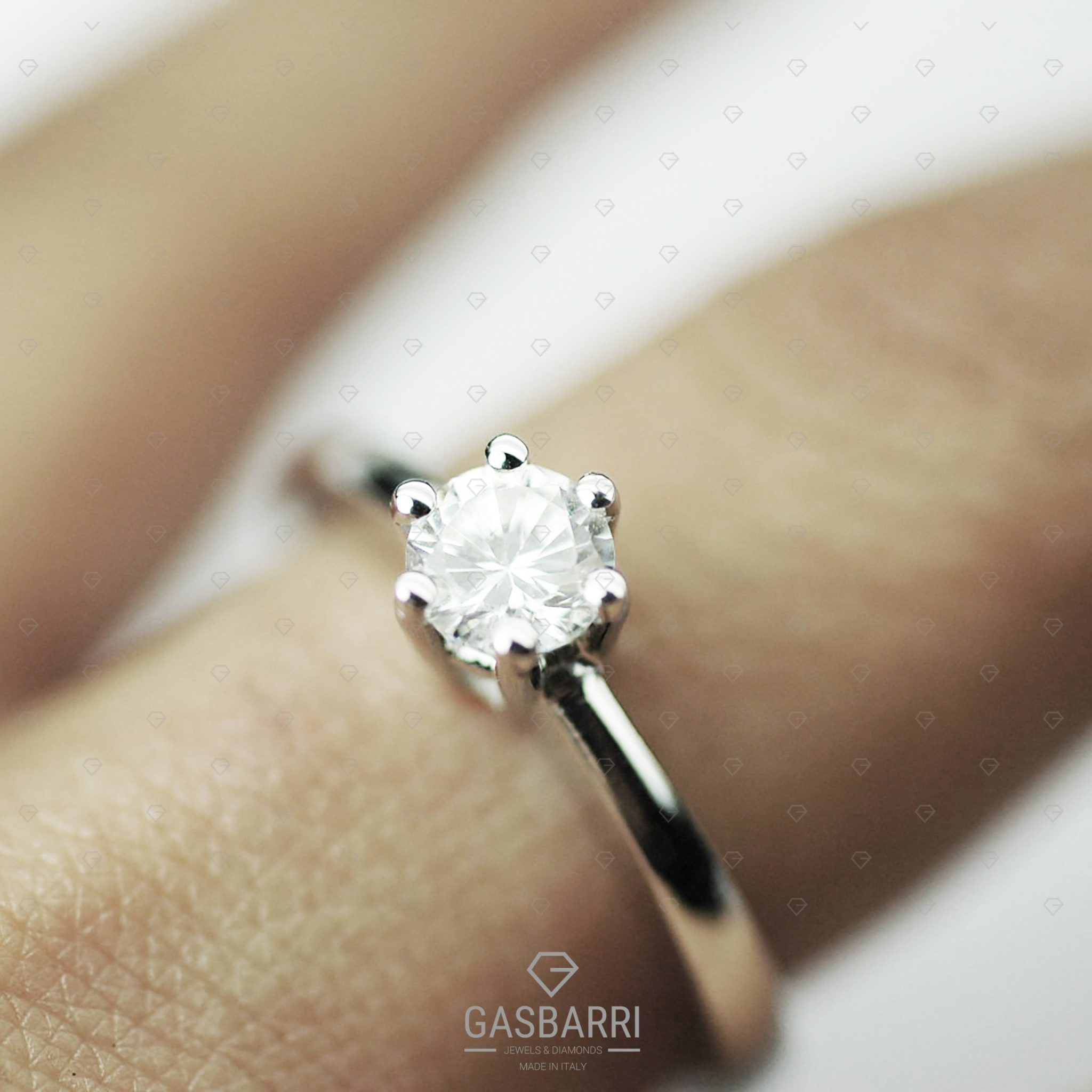 solitario-mezzo-carato-d-vs1-92 solitario-mezzo-carato-d-vs1-92