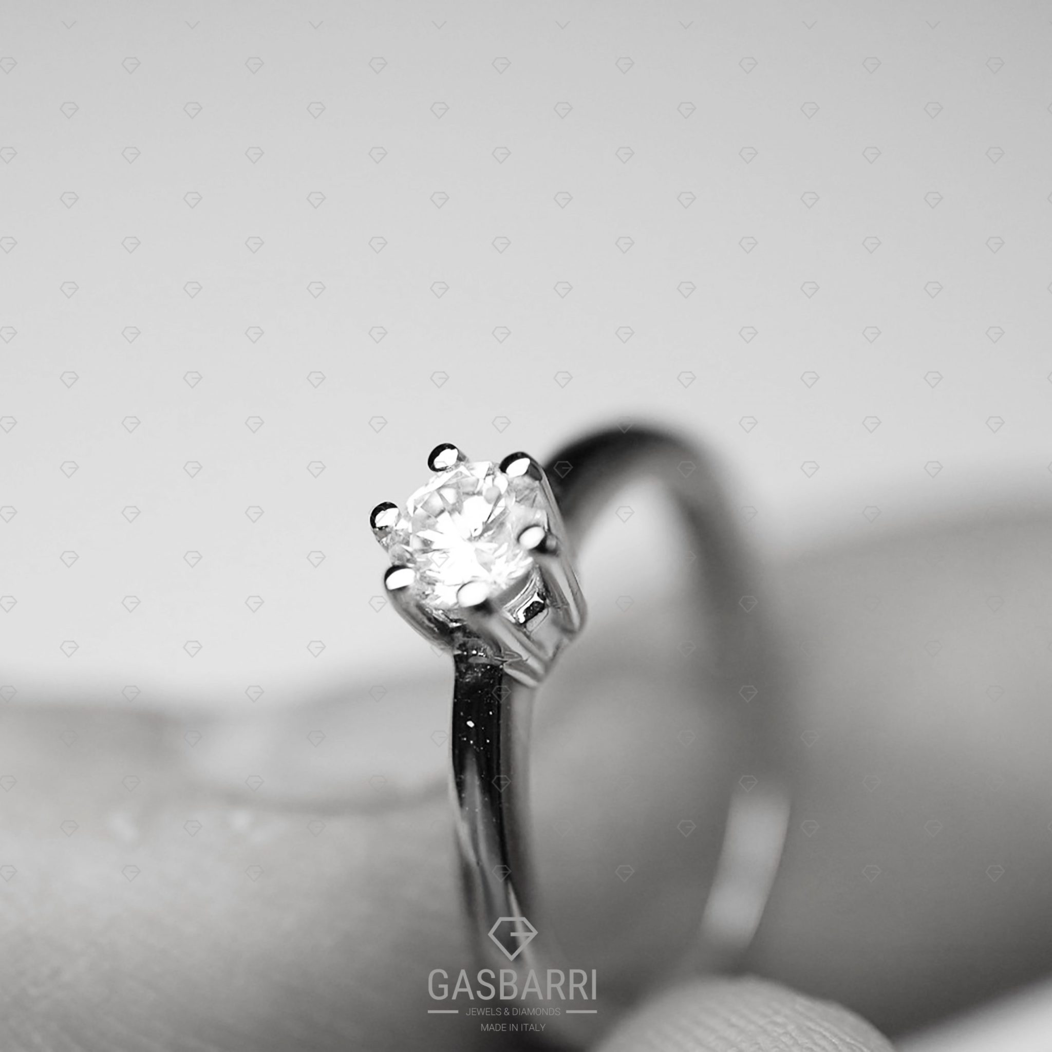 solitario-mezzo-carato-d-vs1-93 solitario-mezzo-carato-d-vs1-93