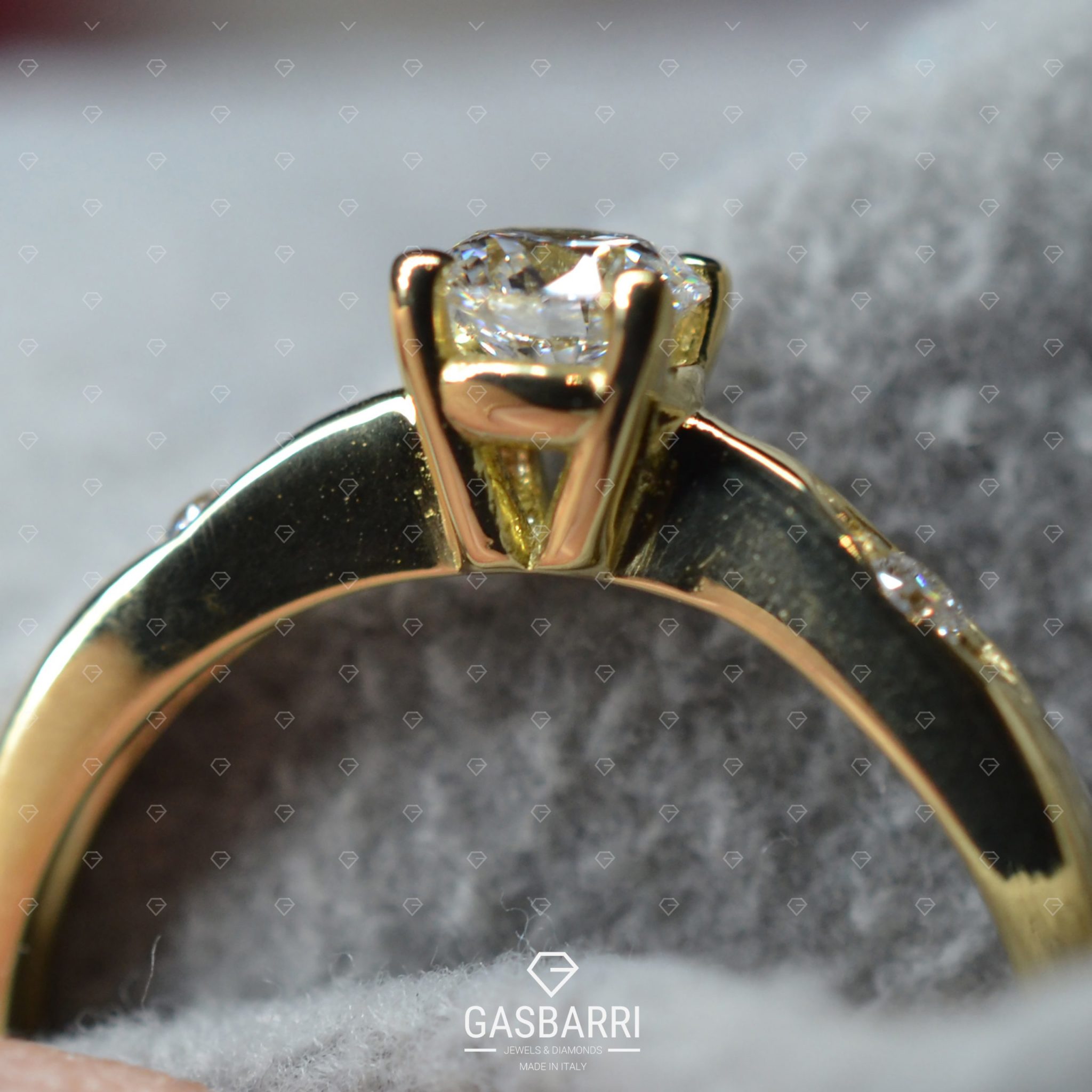 yellow-gold-engagement-ring-4 yellow-gold-engagement-ring-4